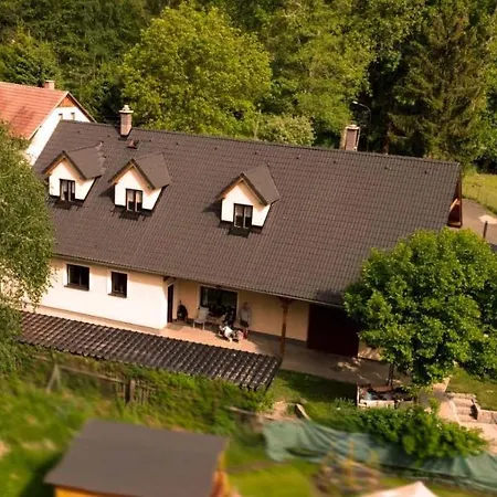 U Me V Dome 26 Privatunterkunft Dubá